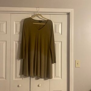 Ombré 3/4 sleeve tunic length lightweight sweater